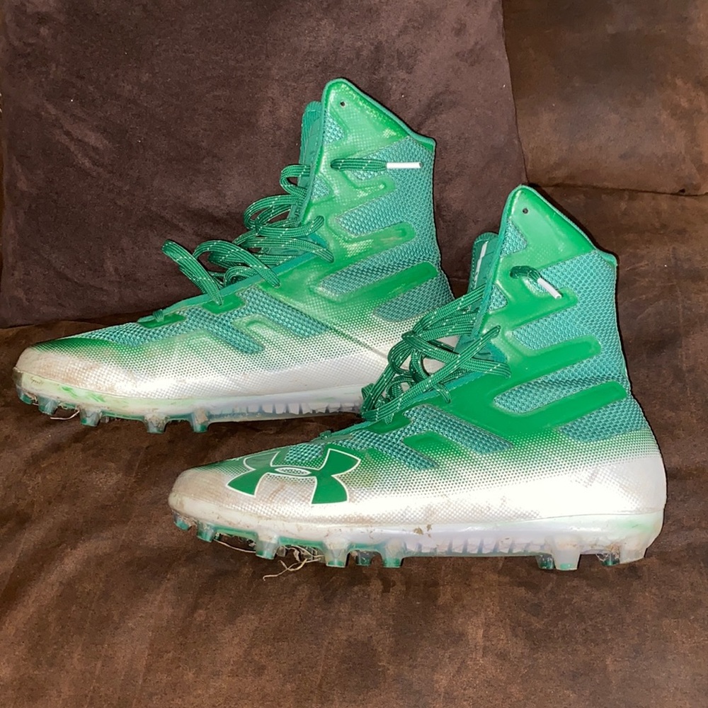 UNDER ARMOUR | Football cleats men’s 9